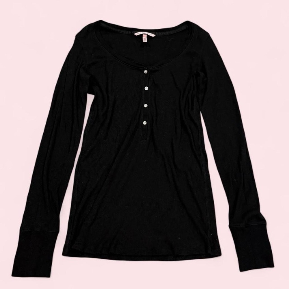 Victoria’s Secret ribbed henley long sleeve shirt